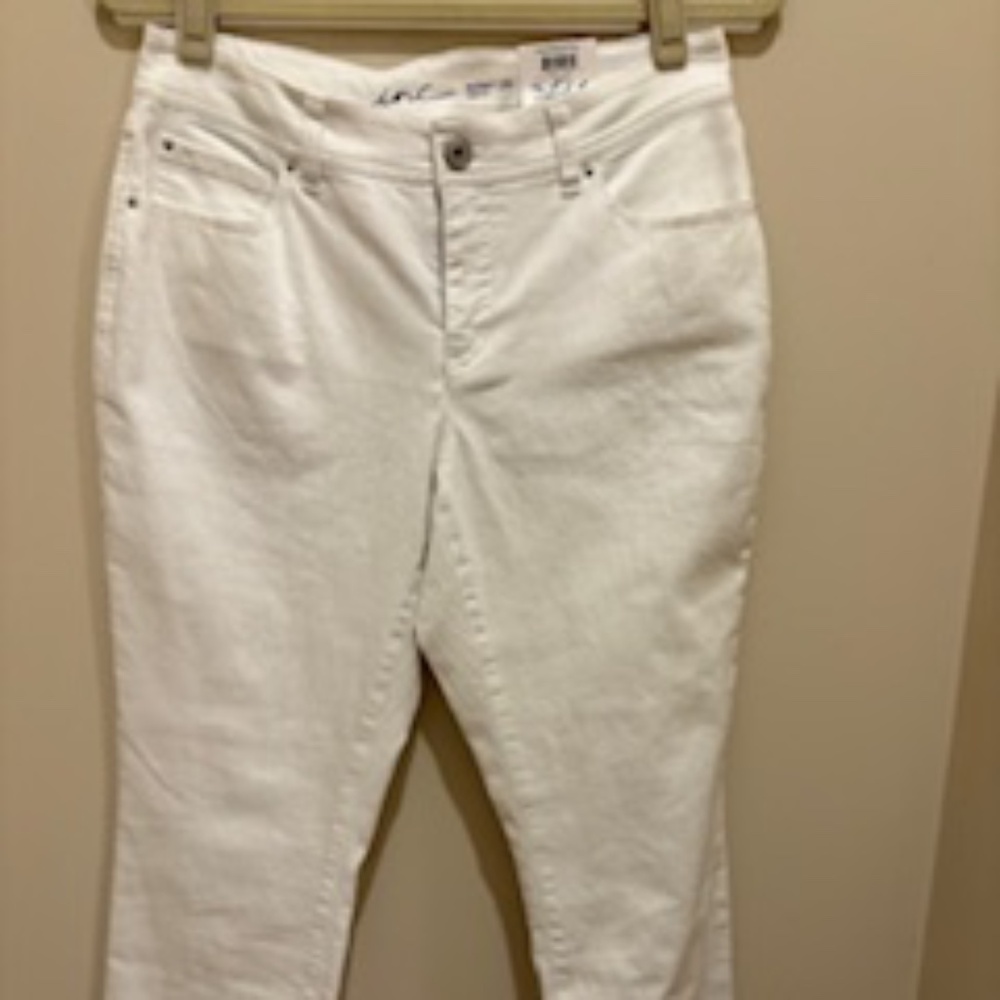inc White Jeans Size 6 - NWT - Curvy Skinny Leg Crop